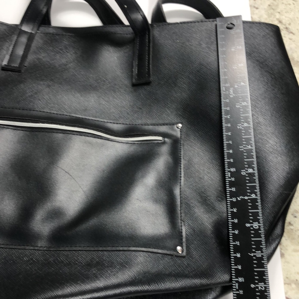 Bags - Picture 7 of 8